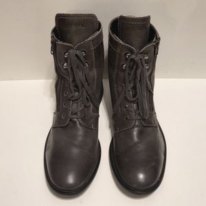 Diesel genuine leather dark olive green boots, size 11, in very good condition